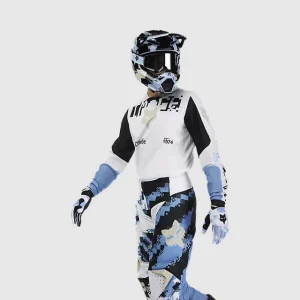 180 Traje Digi Image Blanco Fox